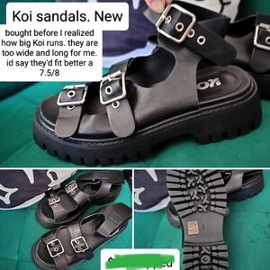 Koi buckle sandals